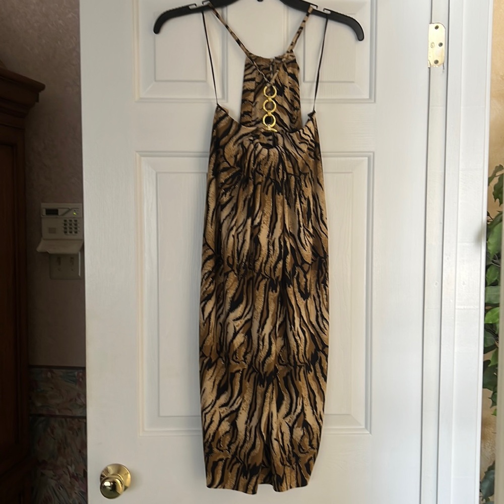Cache dress